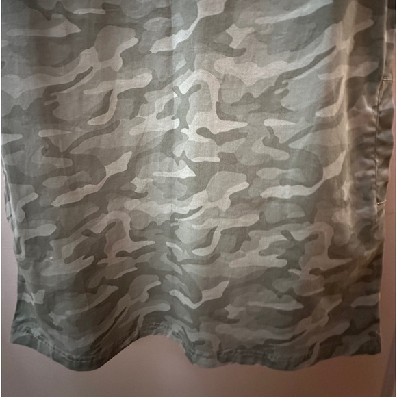 Vineyard Vines Camo Dress - Picture 5 of 9